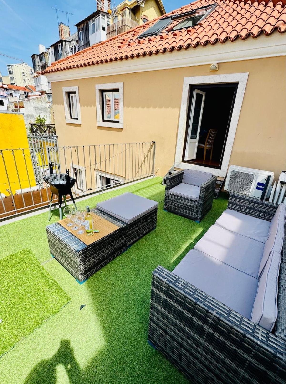 Charming Loft With Rooftop Terrace *