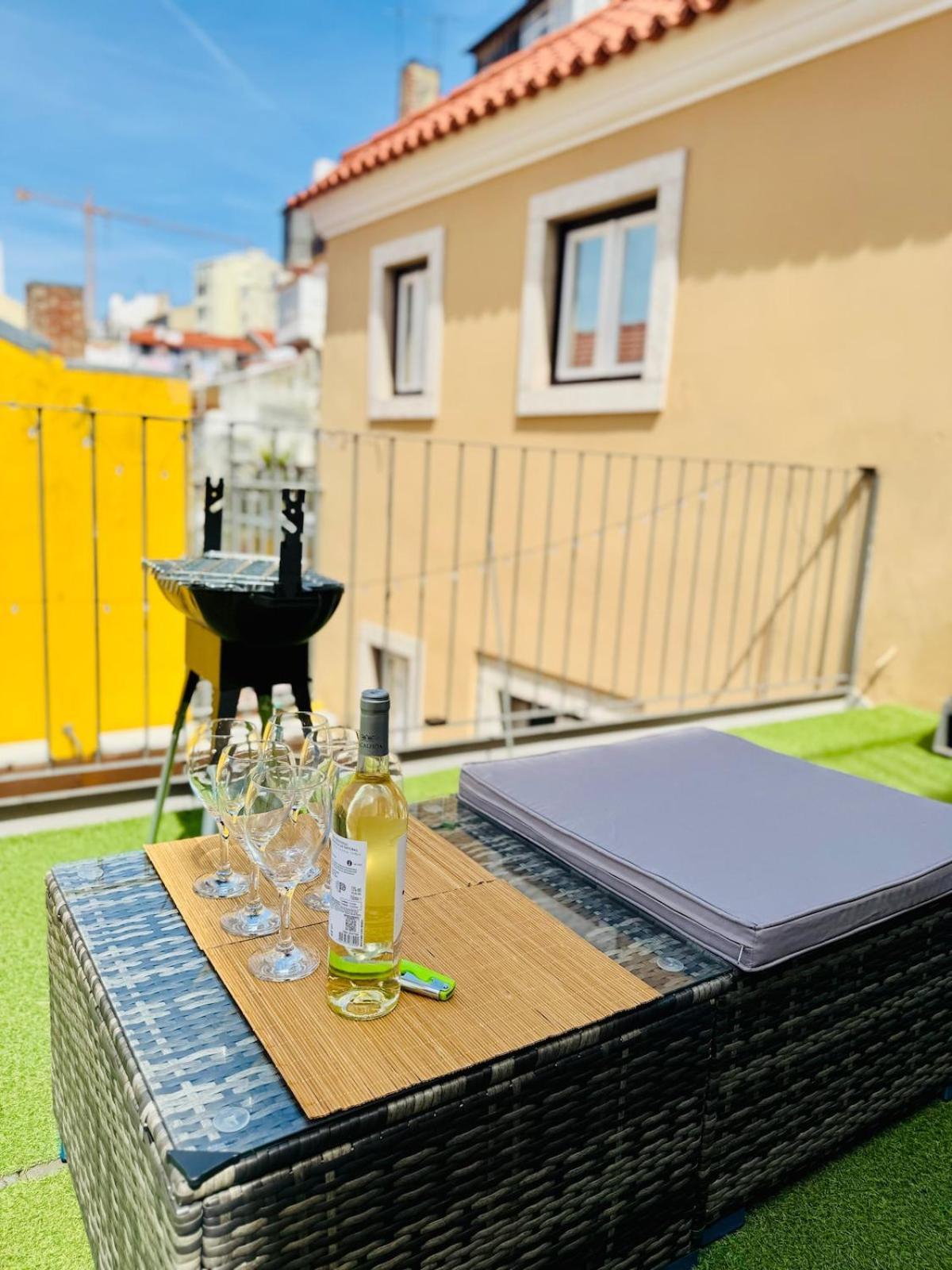 Charming Loft With Rooftop Terrace * Lisboa
